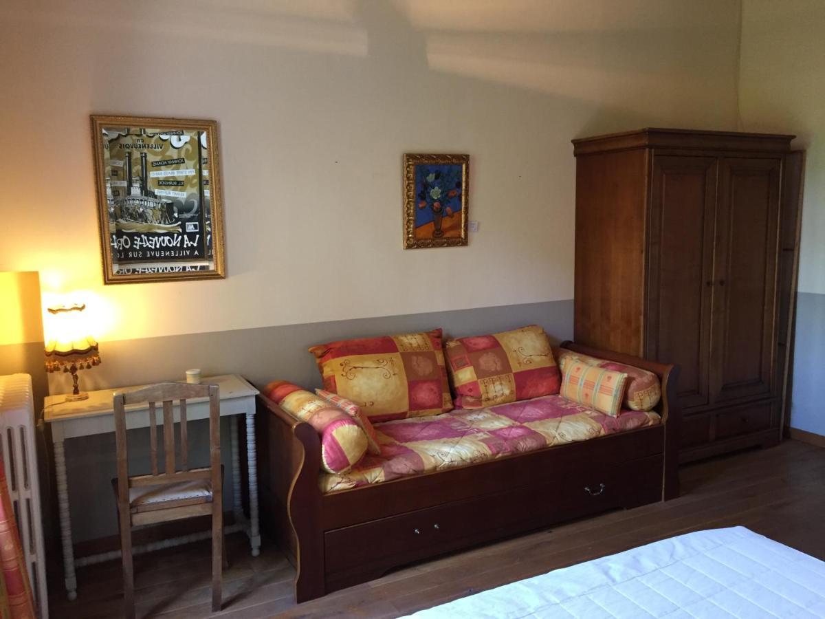 Bed and Breakfast Les Huguets Villeneuve-sur-Lot Zimmer foto