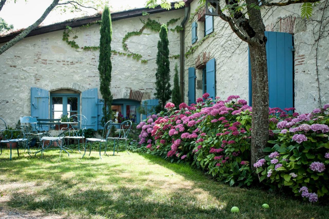 Bed and Breakfast Les Huguets Villeneuve-sur-Lot Exterior foto
